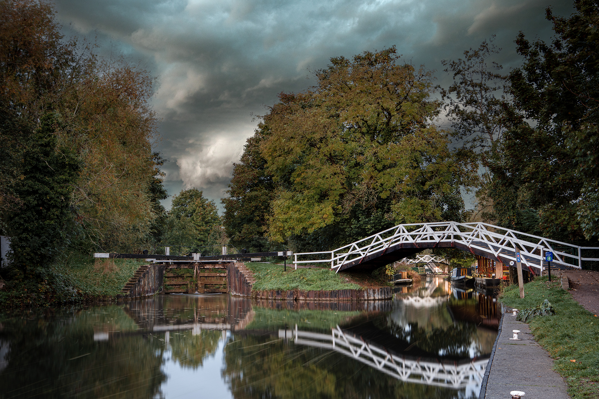 autumn photography along the Kennet and Avon Canal, Newbury.