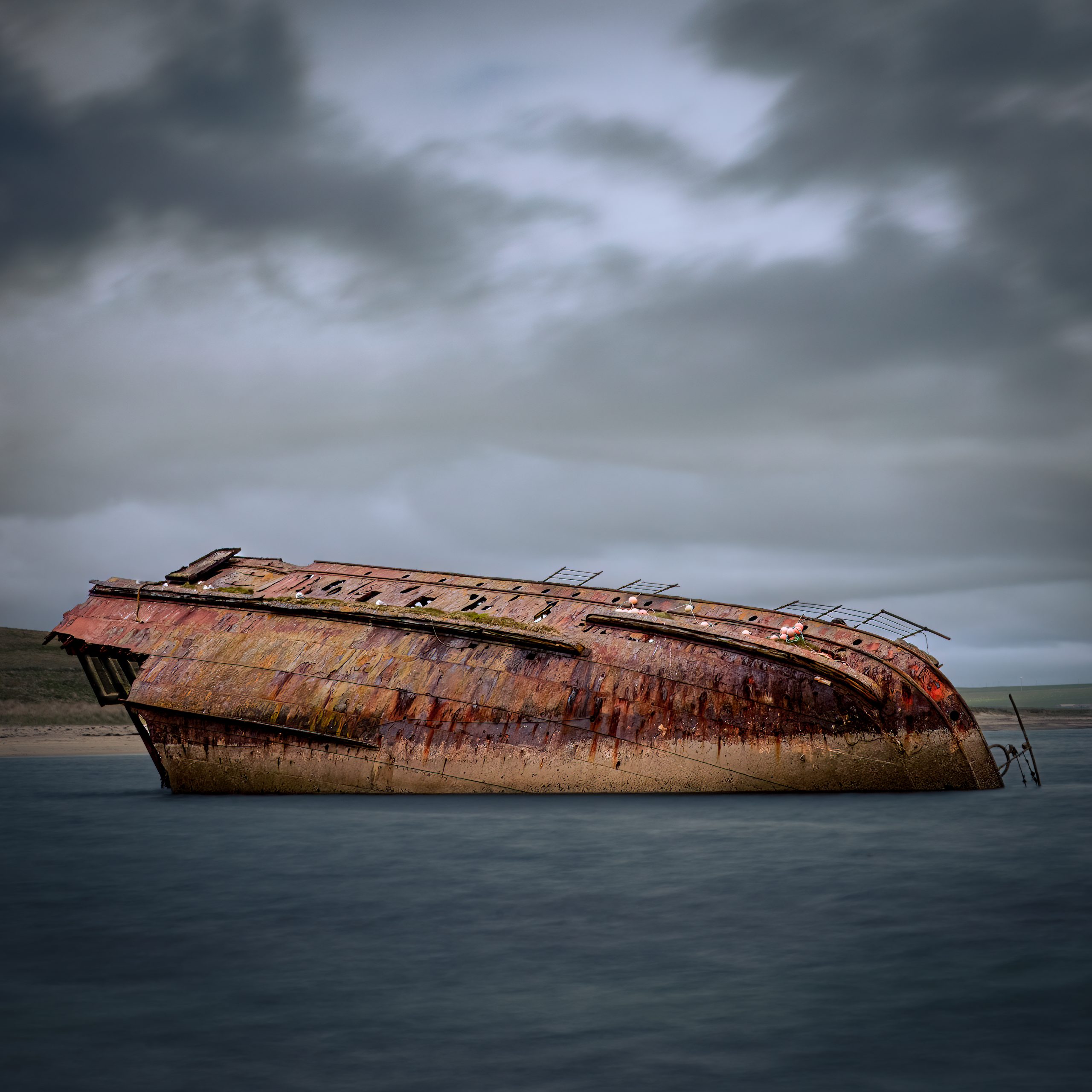 Exploring the Mysteries of Shipwreck Photography